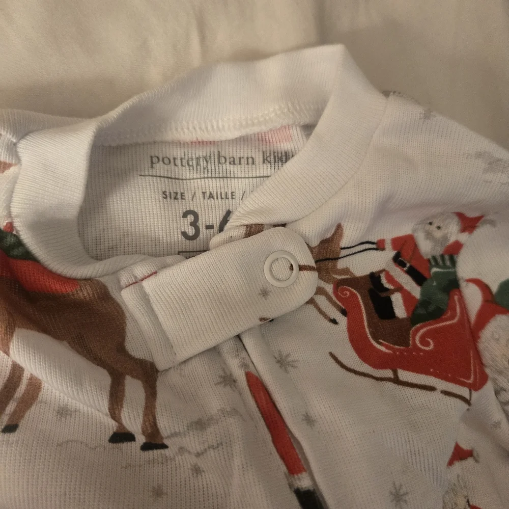 New With Tags Pottery Barn Kids PJs 3-6 months - Picture 3 of 5